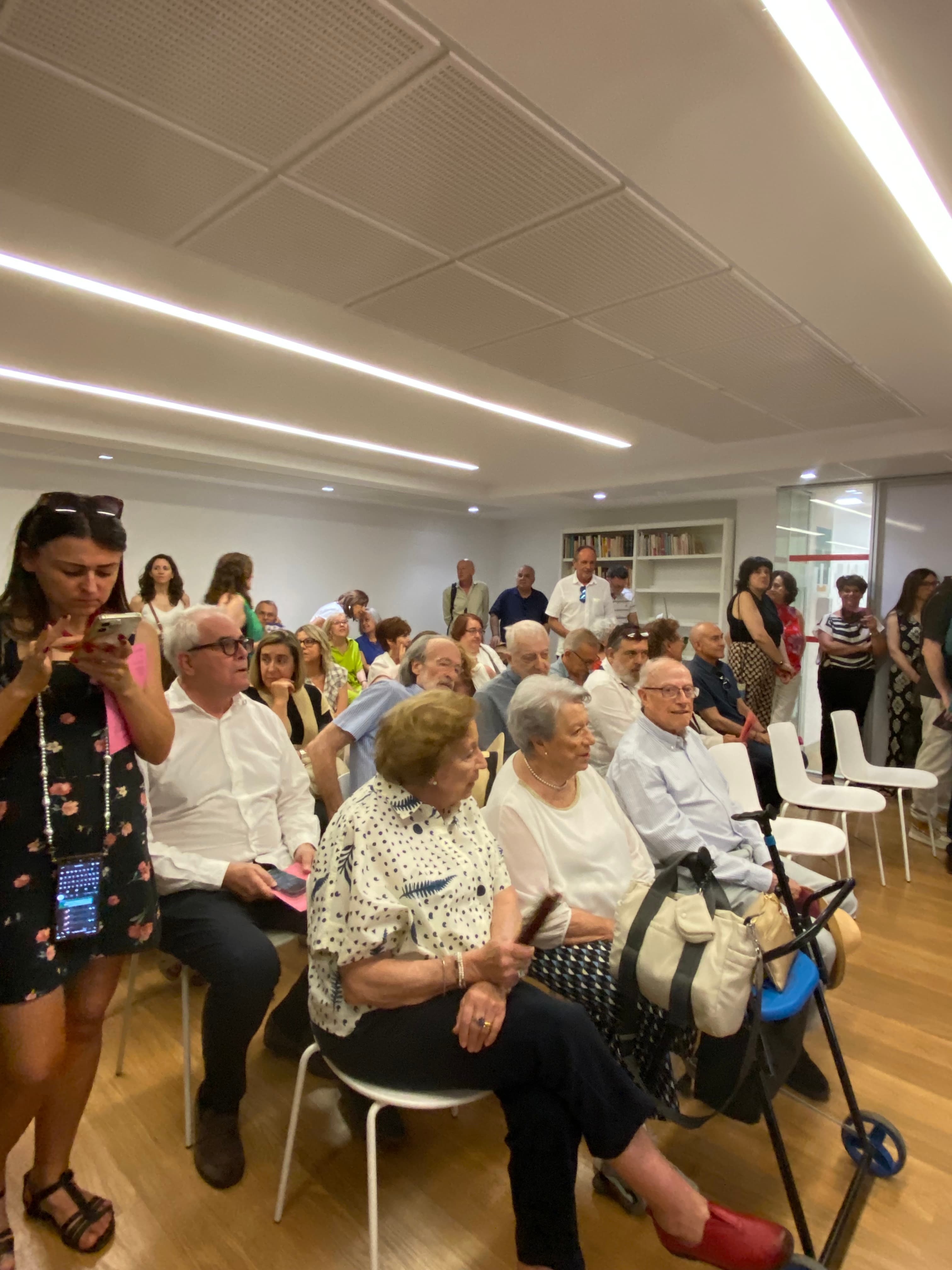 El público durante el acto de inauguración